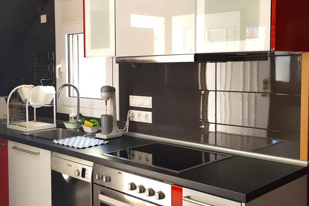 Renovated Lovely Apartment Near Airport & Sea Pórto Ráfti Extérieur photo